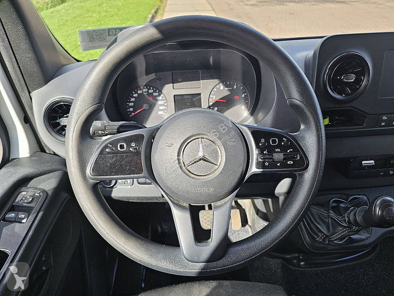 Лекотоварен автомобил Mercedes 314 Koelwagen...