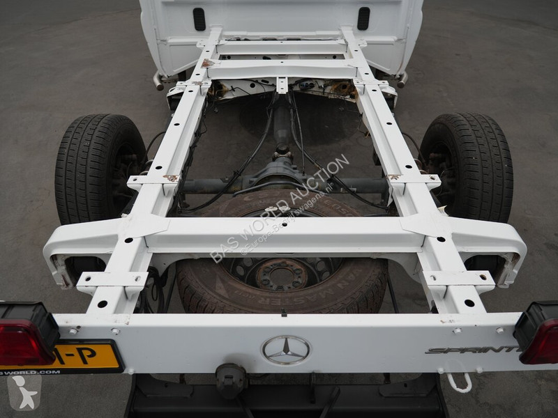Лекотоварен автомобил Mercedes 311 CDI