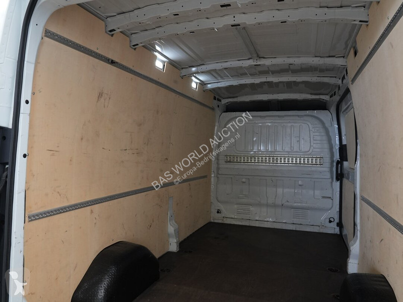 Furgoneta Maxus 9 9