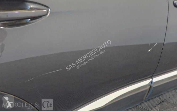 Лекотоварен автомобил Peugeot
