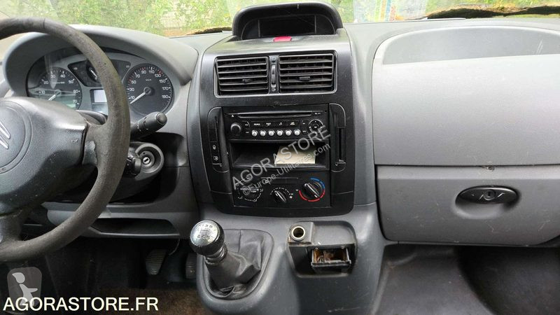 Лекотоварен автомобил Citroën JUMPY