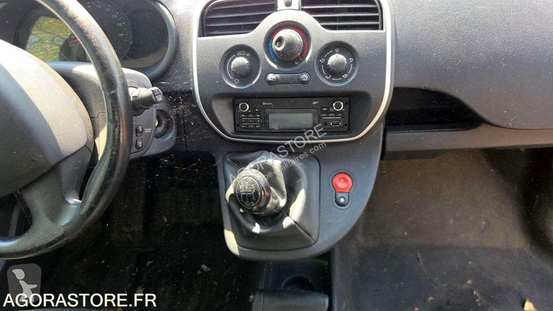 Лекотоварен автомобил Renault KANGOO