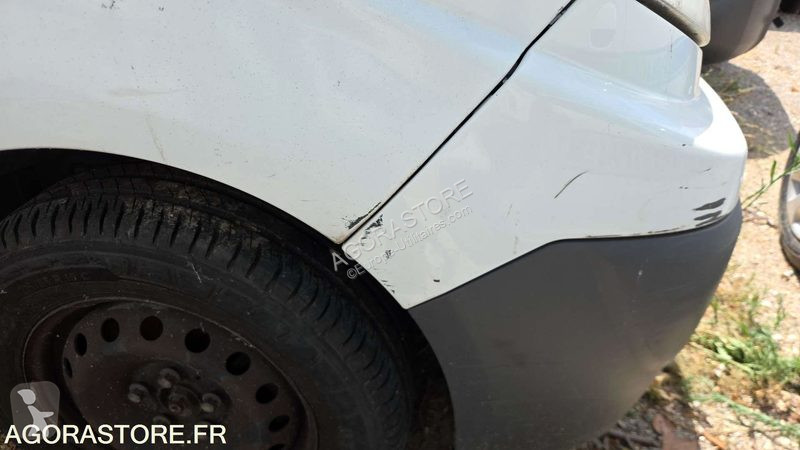 Лекотоварен автомобил Renault TRAFIC