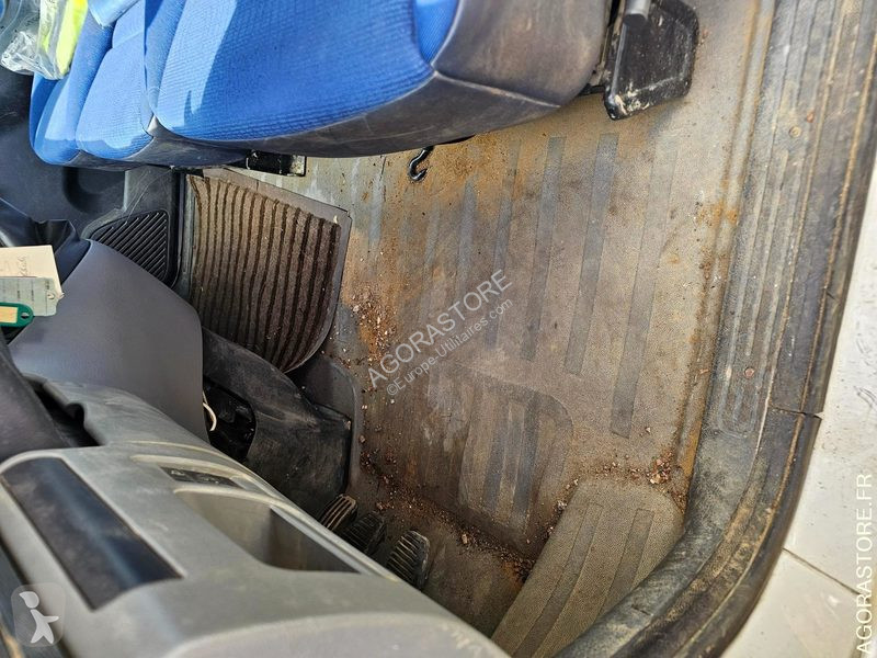 Лекотоварен автомобил Peugeot