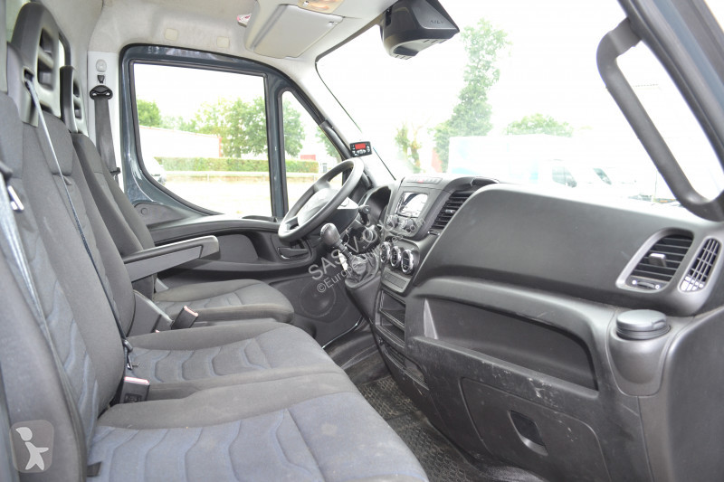 Лекотоварен автомобил Iveco IVECO DAILY CCB...