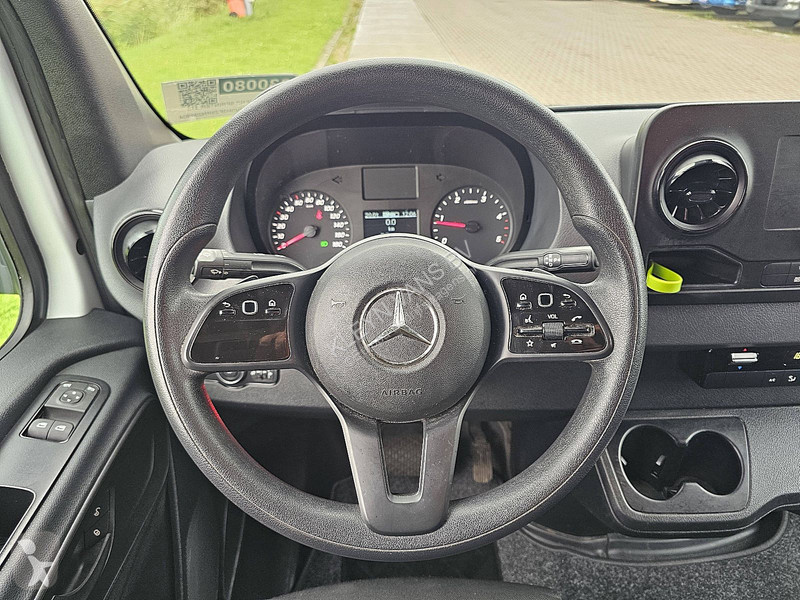 Furgoneta Mercedes 315 Bakwagen Laadklep!
