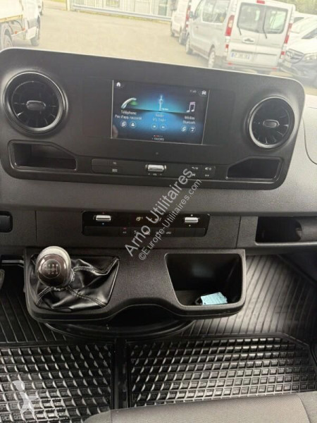 Коммерческий автомобиль Mercedes