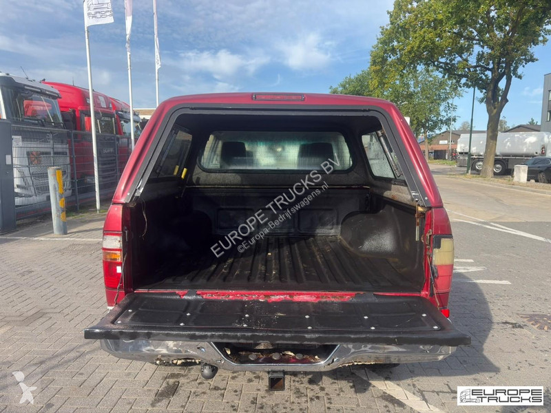 Furgoneta Toyota Manual - 2.5Ltr - 4x4 Hilux