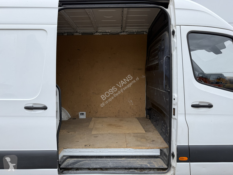 Bedrijfswagen Mercedes 314 2.2 140PK Automaat...