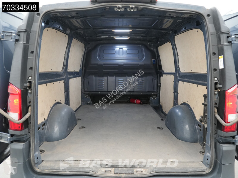 Furgoneta Mercedes 110 L2H1 LED Airco Cruise...