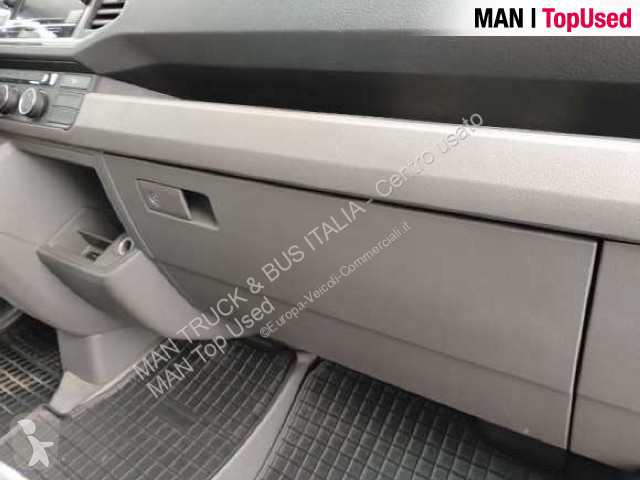 Furgoneta MAN TGE 3.180 4X2F SB