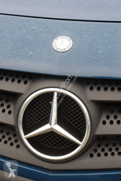 Furgoneta Mercedes