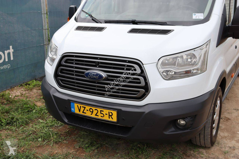 Furgoneta Ford