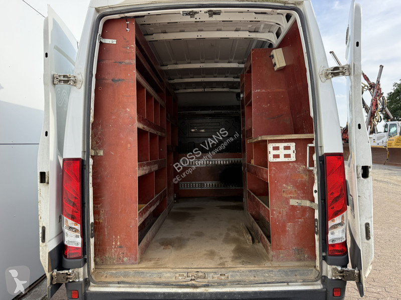 Furgoneta Iveco 35S14 2.3 352 L2H2 Airco Cruise...