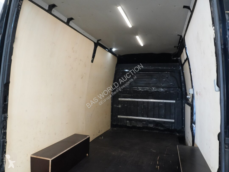 Bedrijfswagen Iveco 35S16