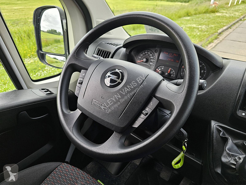 Bedrijfswagen Opel 2.2 Bakwagen Laadklep!