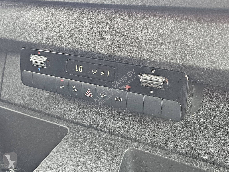 Bedrijfswagen Mercedes 317 L2H2 Automaat AC
