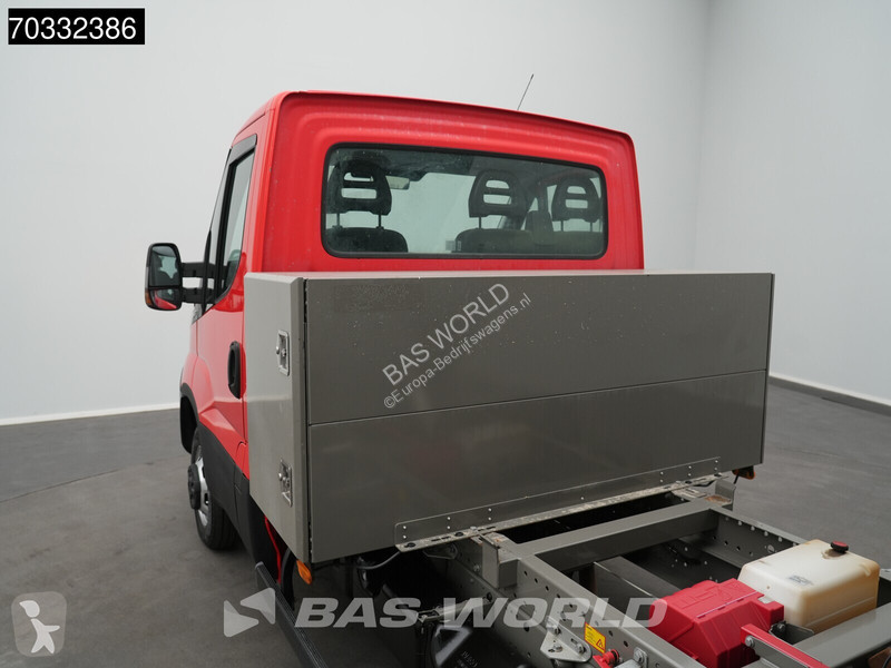 Užitkové vozidlo Iveco 35C12 Kipper met Kist...