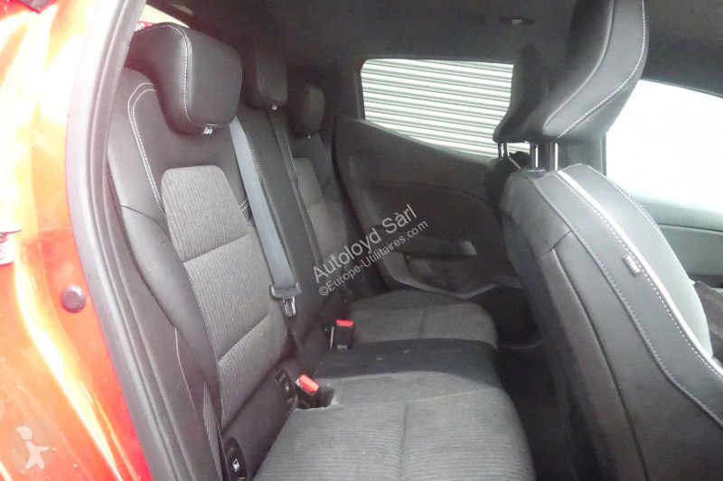 Коммерческий автомобиль Mitsubishi COLT 1,6...