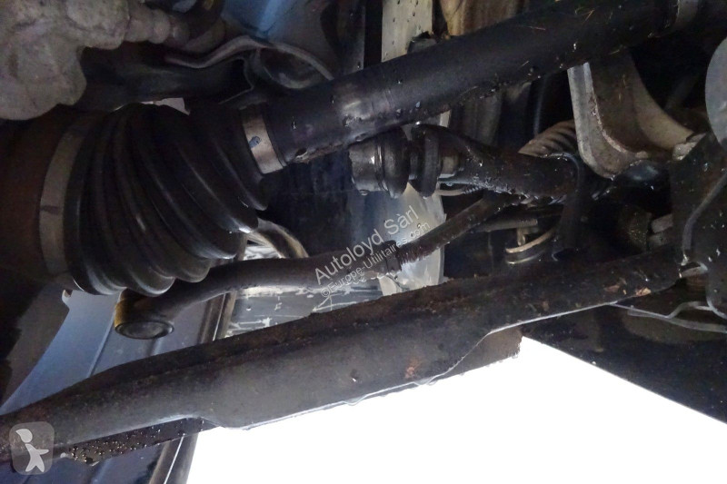 Коммерческий автомобиль Renault ARKANA 1,3 TCE...