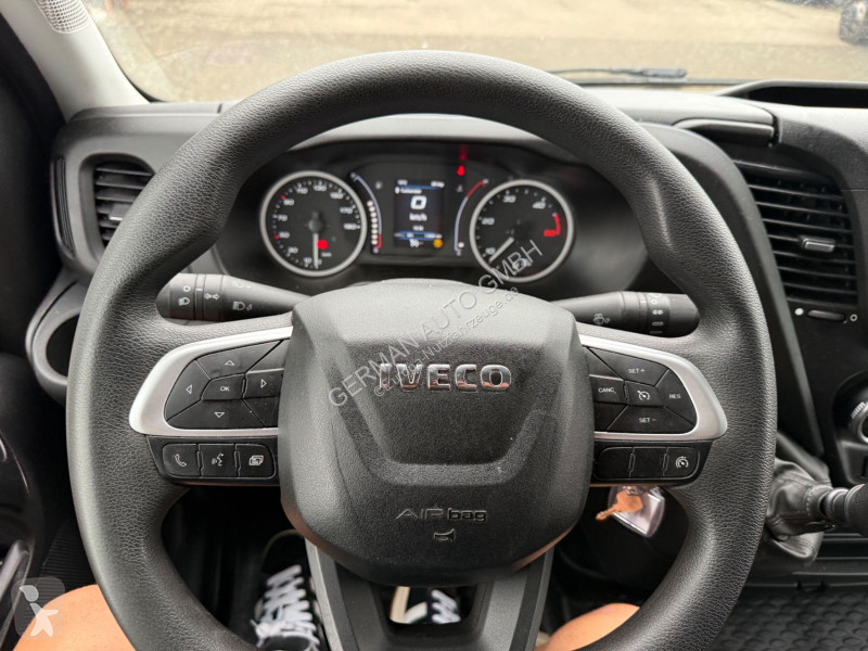 Veículo utilitário Iveco 35C16 3,0L Koffer LBW...