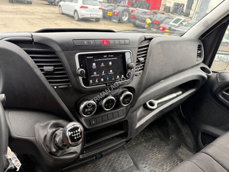 Veículo utilitário Iveco 35C16 3,0L Koffer LBW...