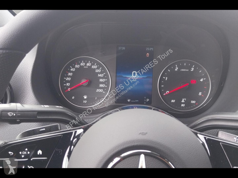 Коммерческий автомобиль Mercedes Fg 315 CDI 37...