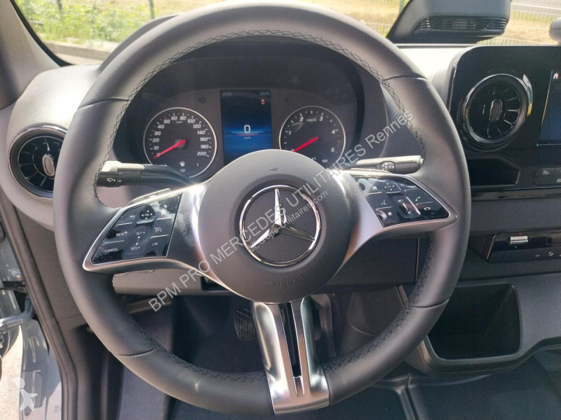 Коммерческий автомобиль Mercedes Fg 315 CDI 37...