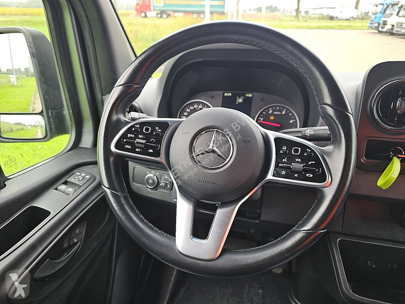 Užitkové vozidlo Mercedes 317 ac automaat EURO6