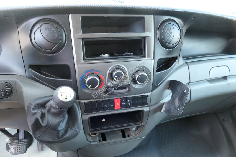Furgoneta Iveco Daily 35 S11 C30C KURZ...