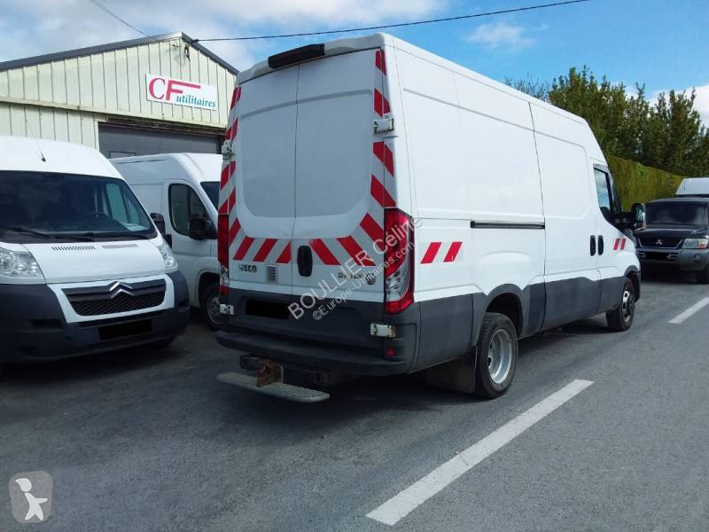 Furgoneta Iveco 35C15