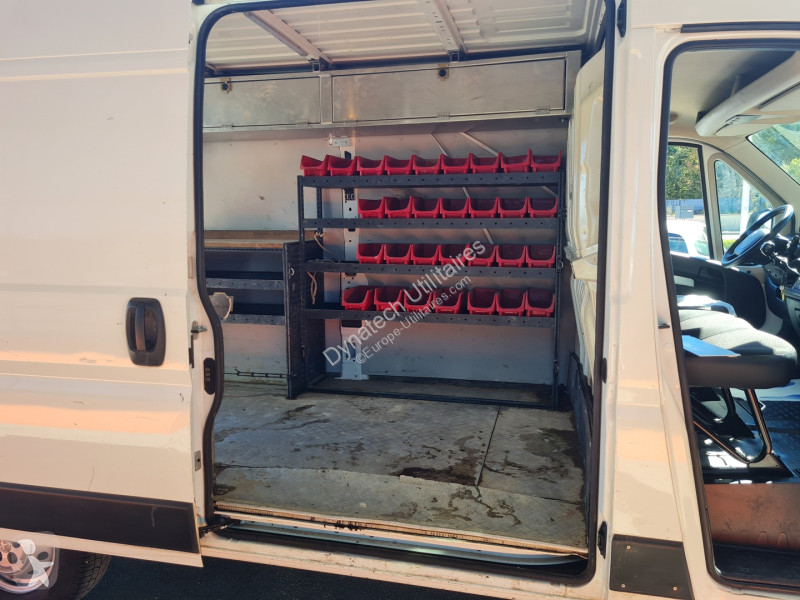 Furgoneta Peugeot BOXER FG 335 L2H2 2.2 BLUEHDI...