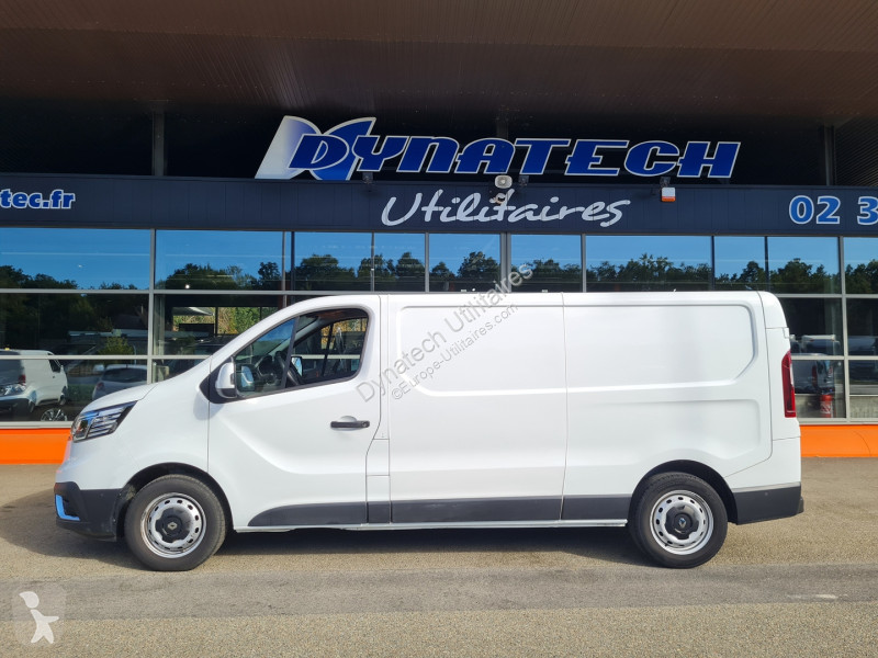Furgoneta Renault TRAFIC III FG L2H1 3T 2.0...