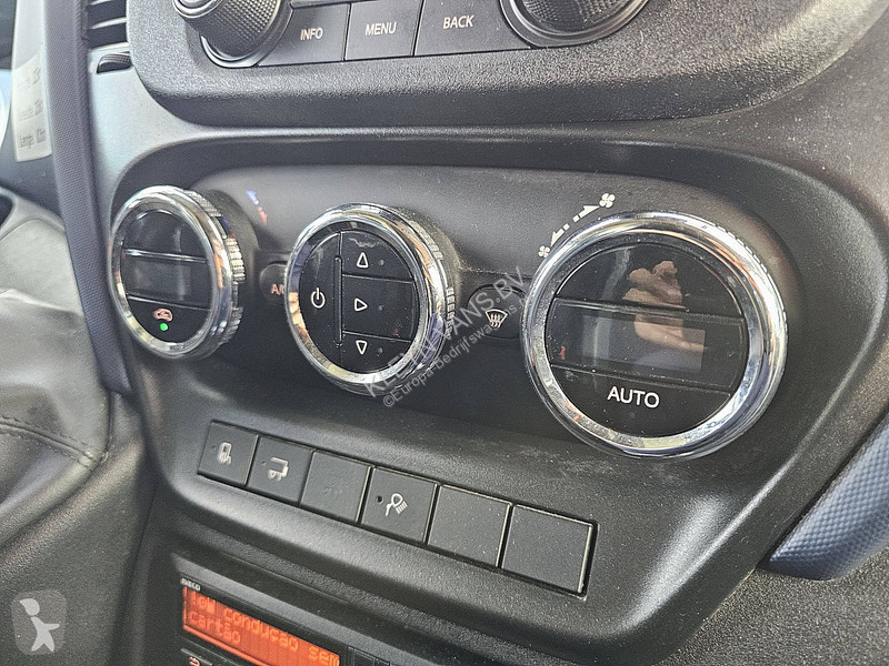 Furgoneta Iveco 70C18