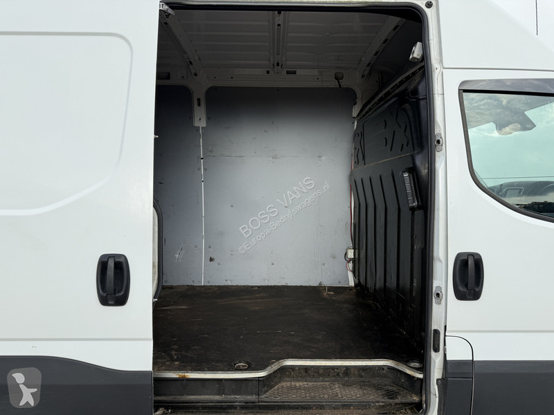 Furgoneta Iveco 35C18 3.0 Automaat L2H2...