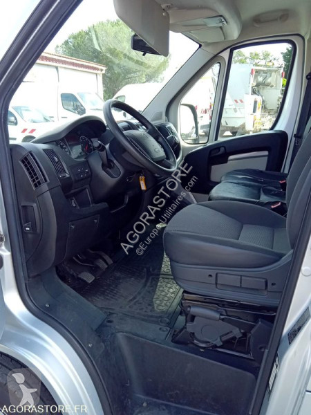 Veículo utilitário Peugeot BOXER