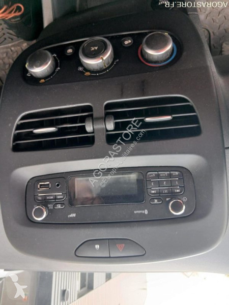 Veículo utilitário Renault CLIO