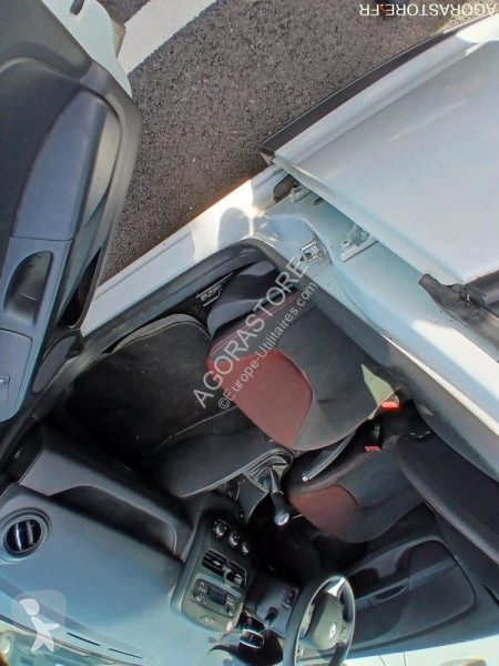 Veículo utilitário Renault CLIO