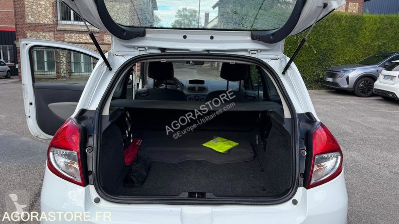 Veículo utilitário Renault CLIO