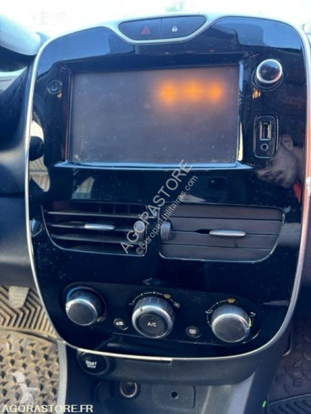 Veículo utilitário Renault CLIO