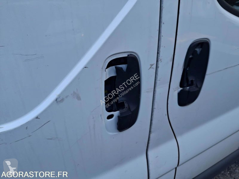 Veículo utilitário Renault TRAFIC