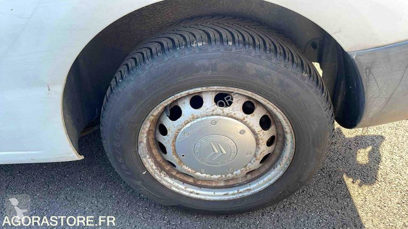 Veículo utilitário Citroën BERLINGO