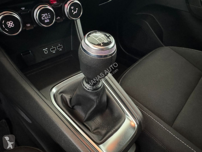 Veículo utilitário Renault 1.0 TCe 90 Zen