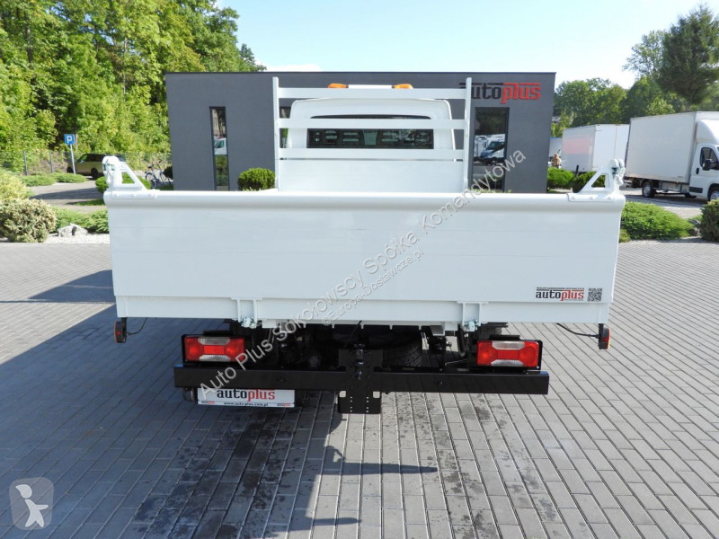 Veículo utilitário Iveco 35S14 DAILY