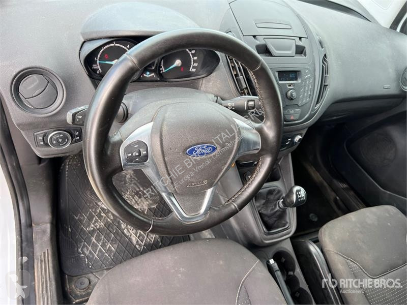 Veículo utilitário Ford Courier Cargo Van