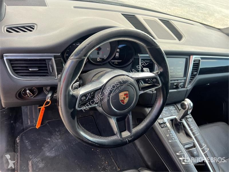 Veículo utilitário Porsche SUV