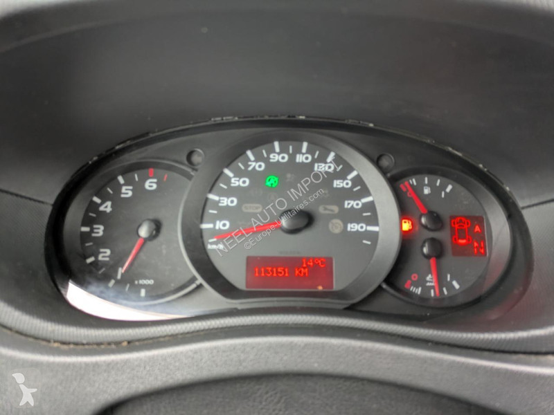 Veículo utilitário Nissan