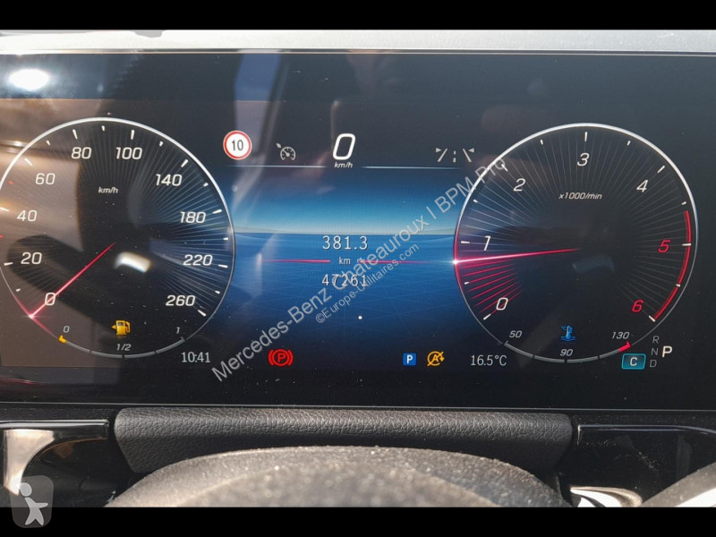 Veículo utilitário Mercedes GLA 200 d 150ch AMG...