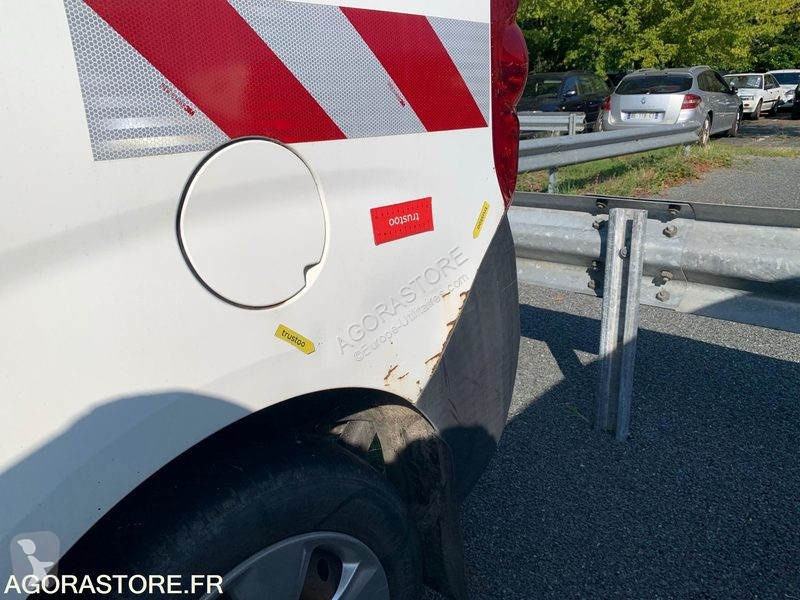 Véhicule utilitaire Fiat DOBLO