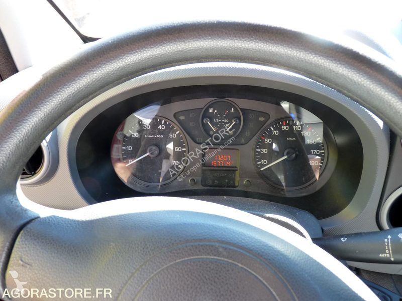 Véhicule utilitaire Citroën BERLINGO